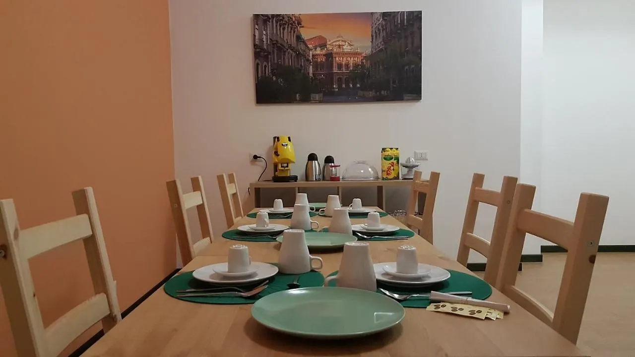 La Casa del Viaggiatore Catania Bed & Breakfast